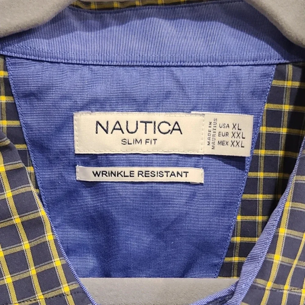 Nautica slim fit mens shirt size S wrinkle resista